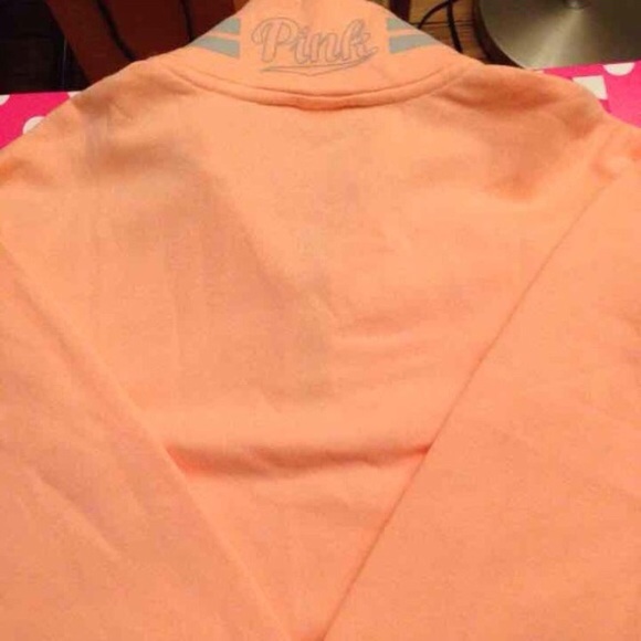 VS Pink *XS* quarter zip sweatshirt - Picture 3 of 3